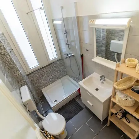 Rijeka Inn Апартаменты